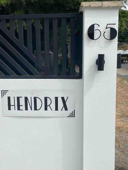 Hendrix'S Cottage Линкълн Екстериор снимка